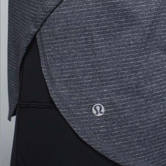 Lululemon Seek The Heat Striped Tank Top Heathered Deep Coal / Hyper Stripe 6 - Picture 4 of 12